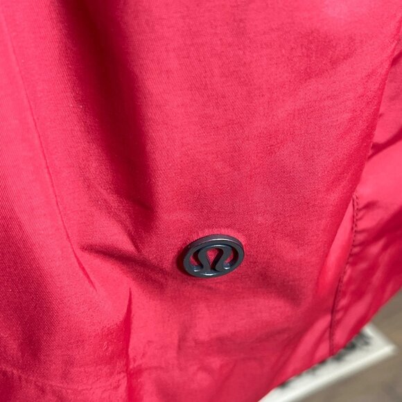 LULULEMON Rain For Daze Hooded Zip Jacket Prep Red Sz 6 NWOT - Picture 5 of 7